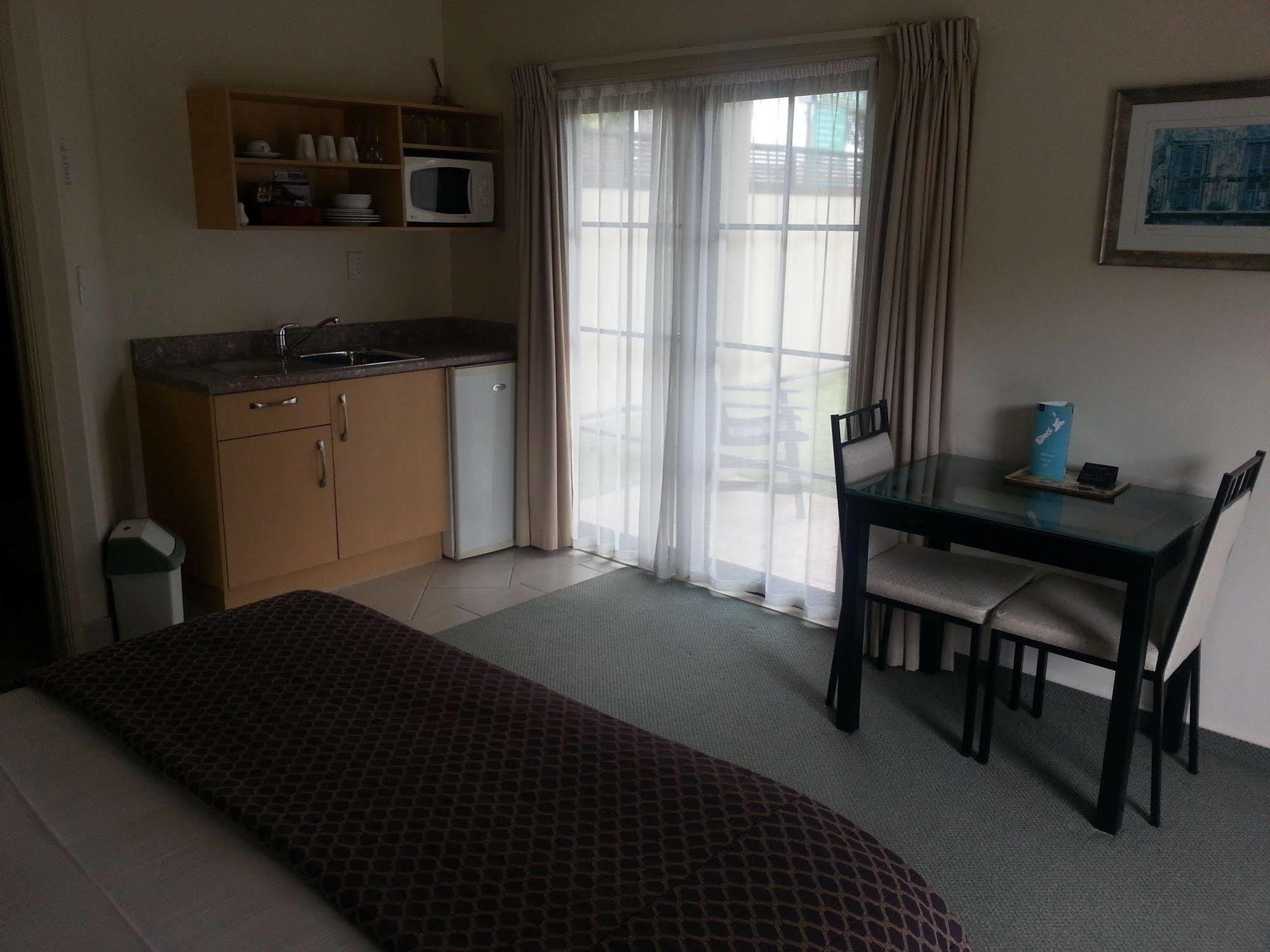 Stay 280 & Stay 284 Rotorua - Refurbished Modern Accommodation Eksteriør bilde